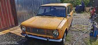 Predám Lada 2102.
