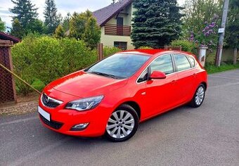 Opel Astra Veiľmi pekn6vdstav