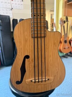 Predám basové ukulele Ortega - 1