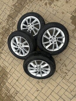 Minoris 16" Octavia III