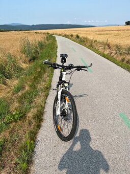 Bicykel AUTHOR