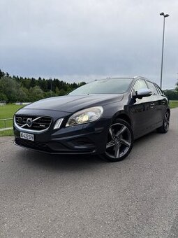 Volvo V60 R-Design