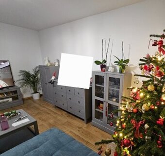Predám obývaciu stenu IKEA Set 5.