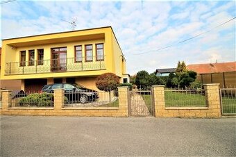 PREDAJ - RODINNÝ DOM - ZLATÉ MORAVCE