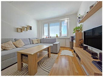 DOHODA NA CENE / REKONŠTRUKCIA / 3i byt BB / 80 m2 + loggia