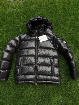 Bunda Moncler