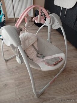 Hojdačka s melódiou INGENUITY