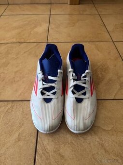 Adidas f50 halovky