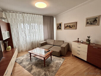 3 izbový byt s balkónom v Ružinove, Sklenárova ul.