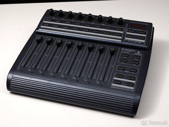 PREDÁM - Behringer BCF 2000 B-CONTROL FADER