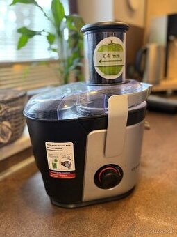 Odšťavovač Bosch MES3500 – výborný stav 🍎