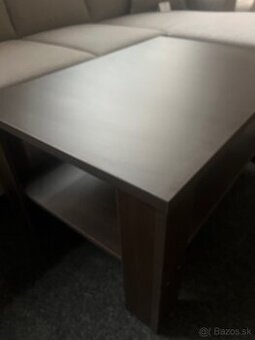 Nový konferenčný stolík