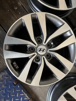 Hyundai i30 originál