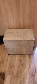 Konferenčný stolík a nočný stolík