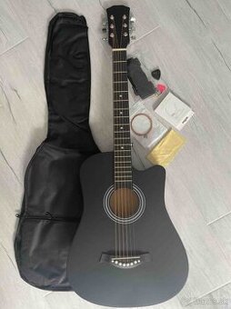 Nová akustická gitara so súpravou