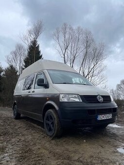 Volkswagen Transporter T5 2.0 benzín AXA