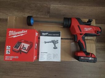 Milwaukee M18 PCG dávkovacia pištoľ