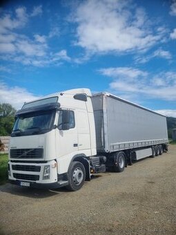 Ťahač Volvo FH 12 + náves Schmitz