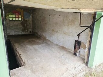 GARÁŽ S JAMOU NA PREDAJ- Bánovce nad Bebravou / 21 m2 / SEVE