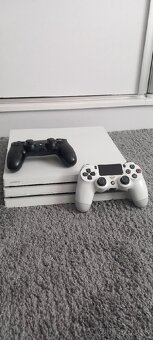 Ps4 pro 1tb+hry