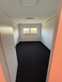 Prenájom obchodných priestorov – 155 m² vedľa OBI v SNV