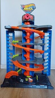 Hot Wheels Mega Garaz