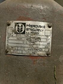 Predám motor s prevodovkou