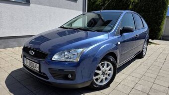 FORD FOCUS 1.6 BENZÍN 1.MAJITEĽ KÚPENÉ NA SLOVENSKU 2006