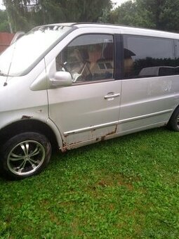 Mercedes Vito V-class V200