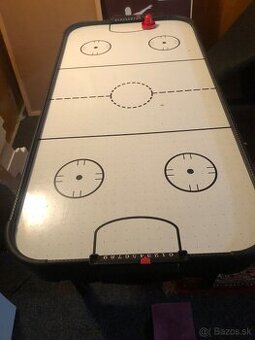 Vzdušný hokej air hockey