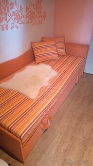 Rozkladacia pohovka - 1