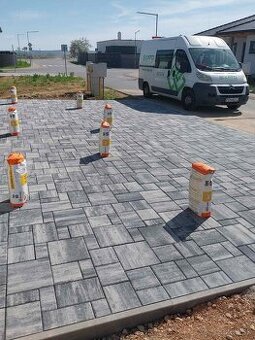 Predaj zámkovej dlažby a Stavebné práce a Minibager