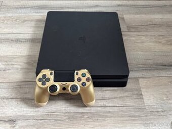 Predám Playstation 4 Slim 500GB + Controller