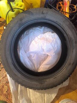 Michelin 195/60 R18 zimne