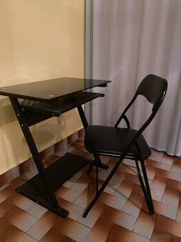 Pracovný stôl + skladacia stolička