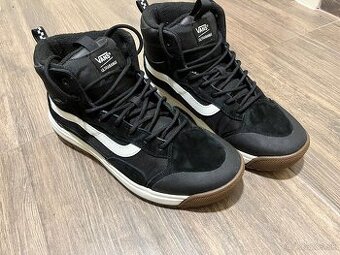TOPÁNKY VANS ULTRARANGE EXO HI MTE-1 - BLACK/MARSHMALLOW