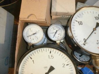 Manometre fi 50,60,160,rozsah od 2,5kPa do 10MPa.