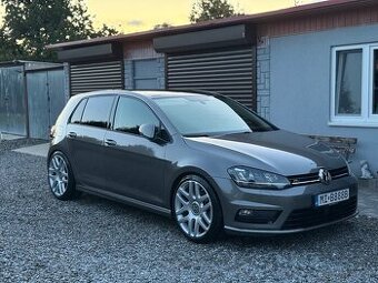 VW Golf 2.0TDI 4motion 110KW R-line - 1