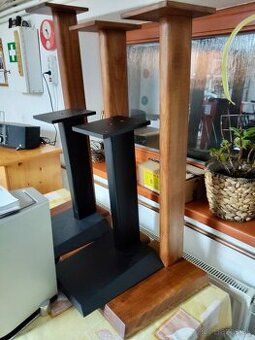 Stojany na repráky + domáce kino zadarmo