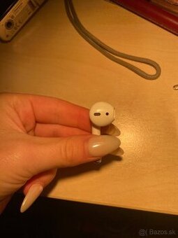 Apple AirPods 2. generácia – iba ľavé slúchadlo