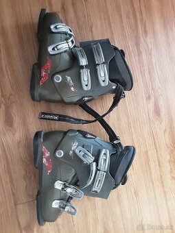 Predám dievčenské lyžiarky Nordica 38-39