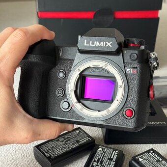 Predám Panasonic Lumix S1H - telo