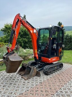 minibager KUBOTA KX019-4 / 1841mth / sada lopat