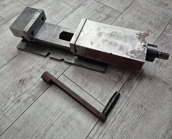 125mm strojný zverák dvojpolohový Vihorlat Snina
