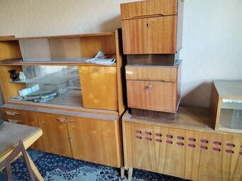 Darujem retro nabytok