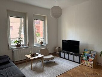 Štýlový veľkometrážny 3 izb. zariadený byt na prenájom