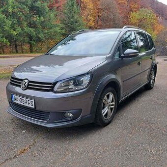 VW Touran Cross 1.6 TDI - 1