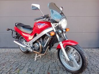 Honda NTV 650 Revere r.v.1996 2.Majitel, Po Servisu.. - 1