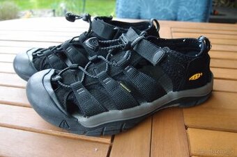 Keen Newport H2 sandále c.37