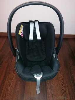 Autosedacka cybex cloud t i-size + zakladna a prislusenstvo